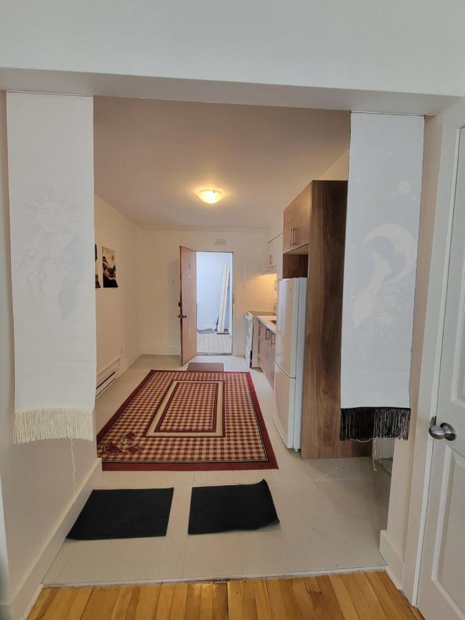 Small Condo In Montreal -Fast Wifi Extérieur photo